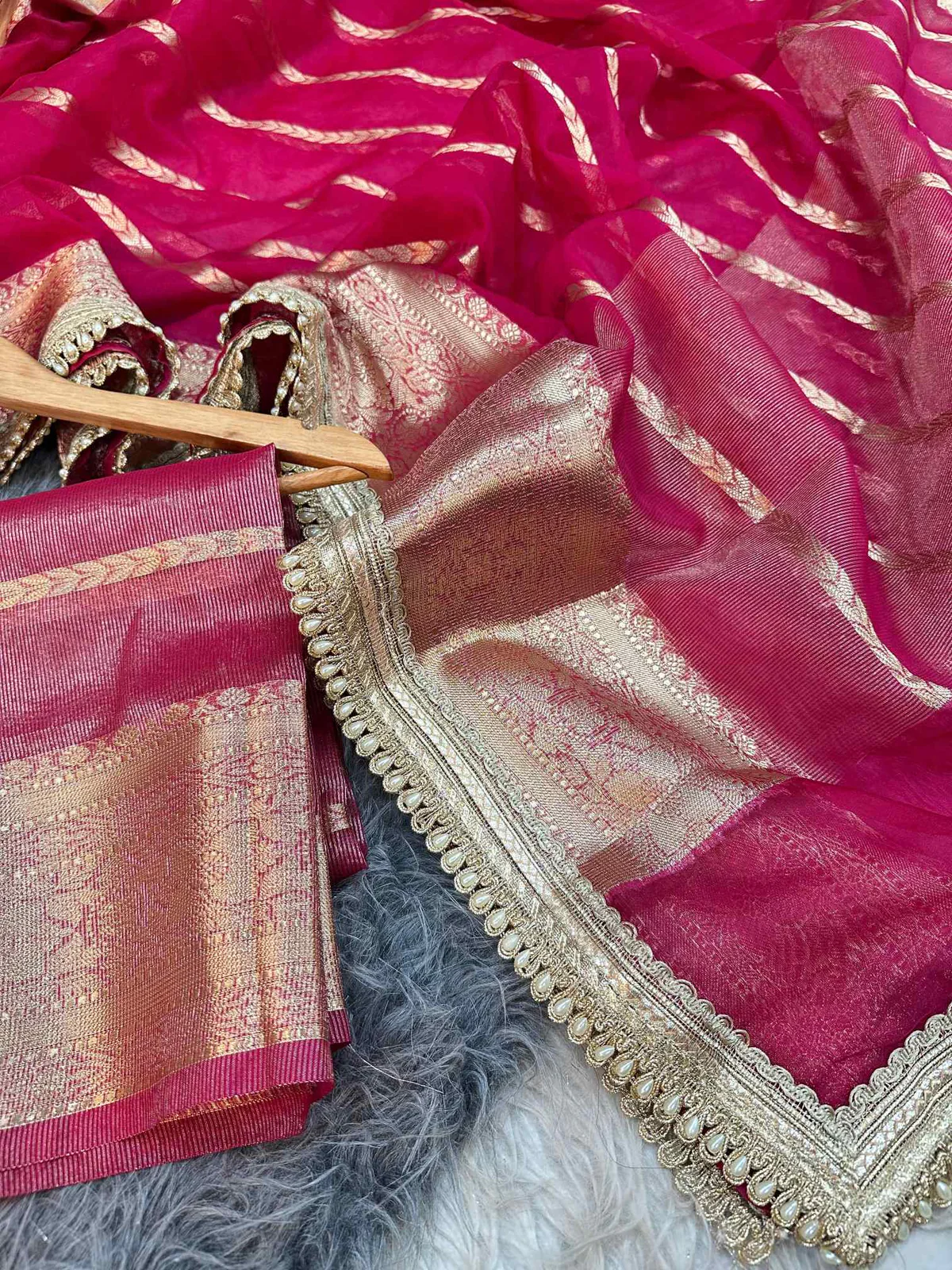 Rani Pink Kora Organza Silk Designer Lace Work Banarasi Saree - Image 2